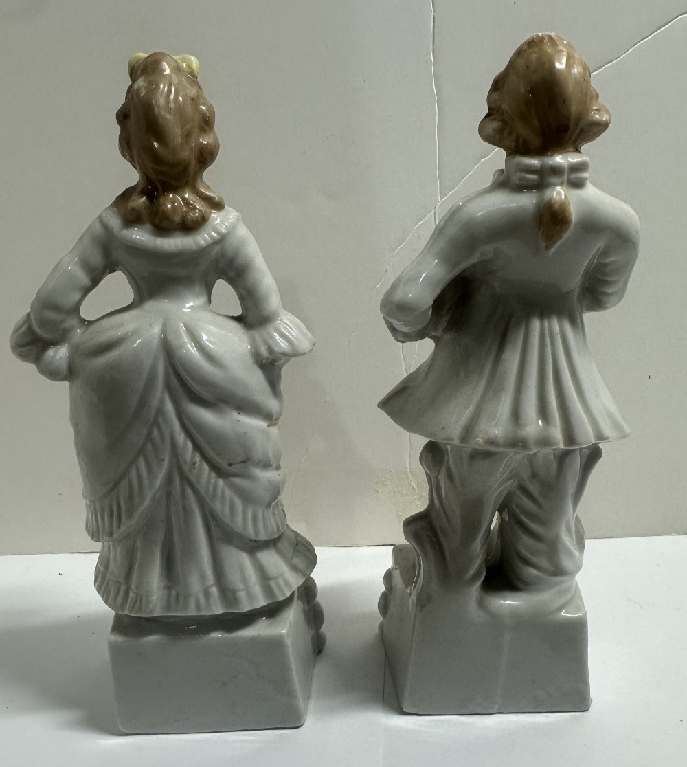 Vintage Porcelain Figurines Victorian Man and Woman Couple 6 1/2″ Japan