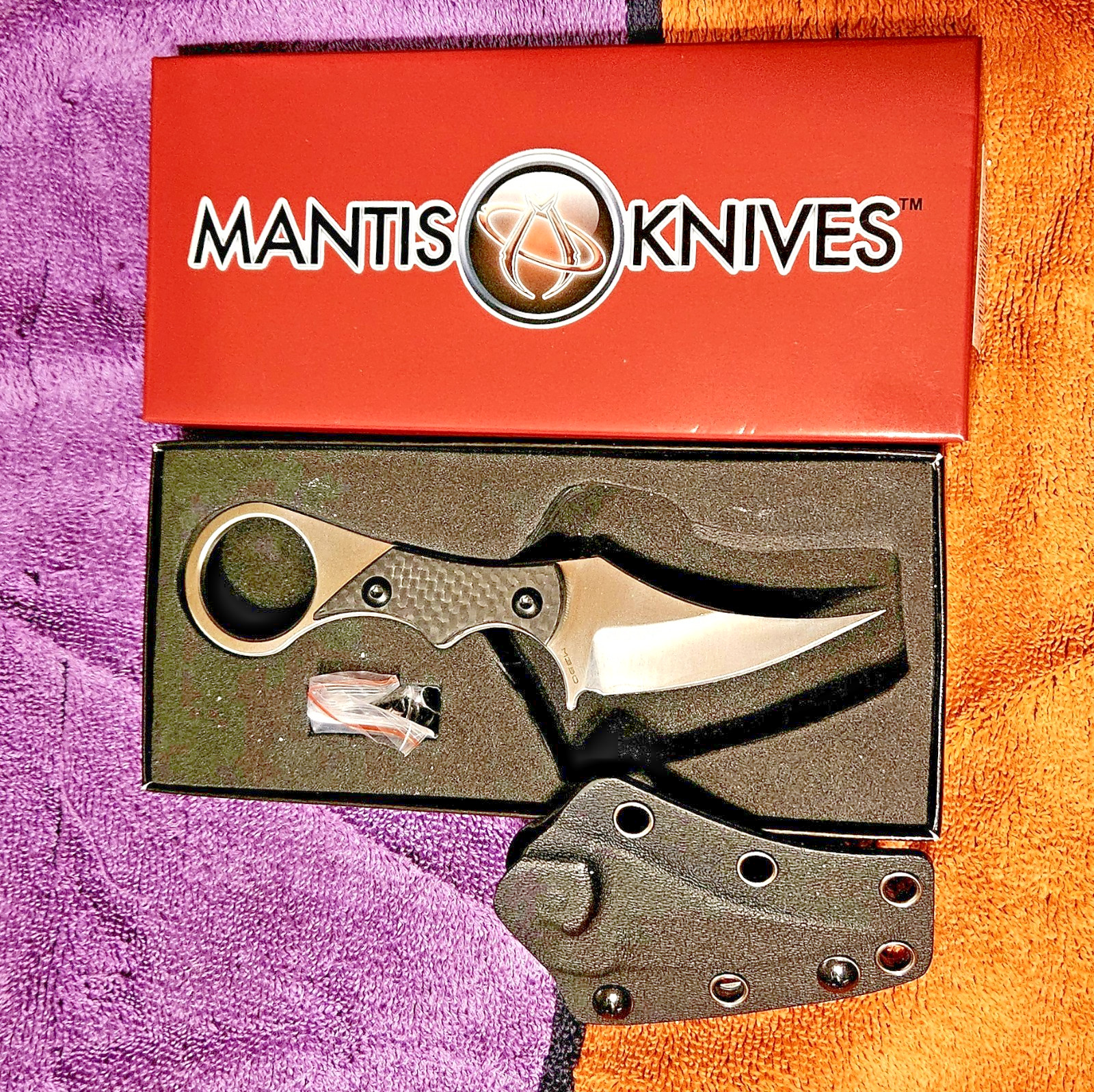 MANTIS Sabot II Fixed Blade Carbon Fiber Handle -Discontinued -M390 Blade-USA