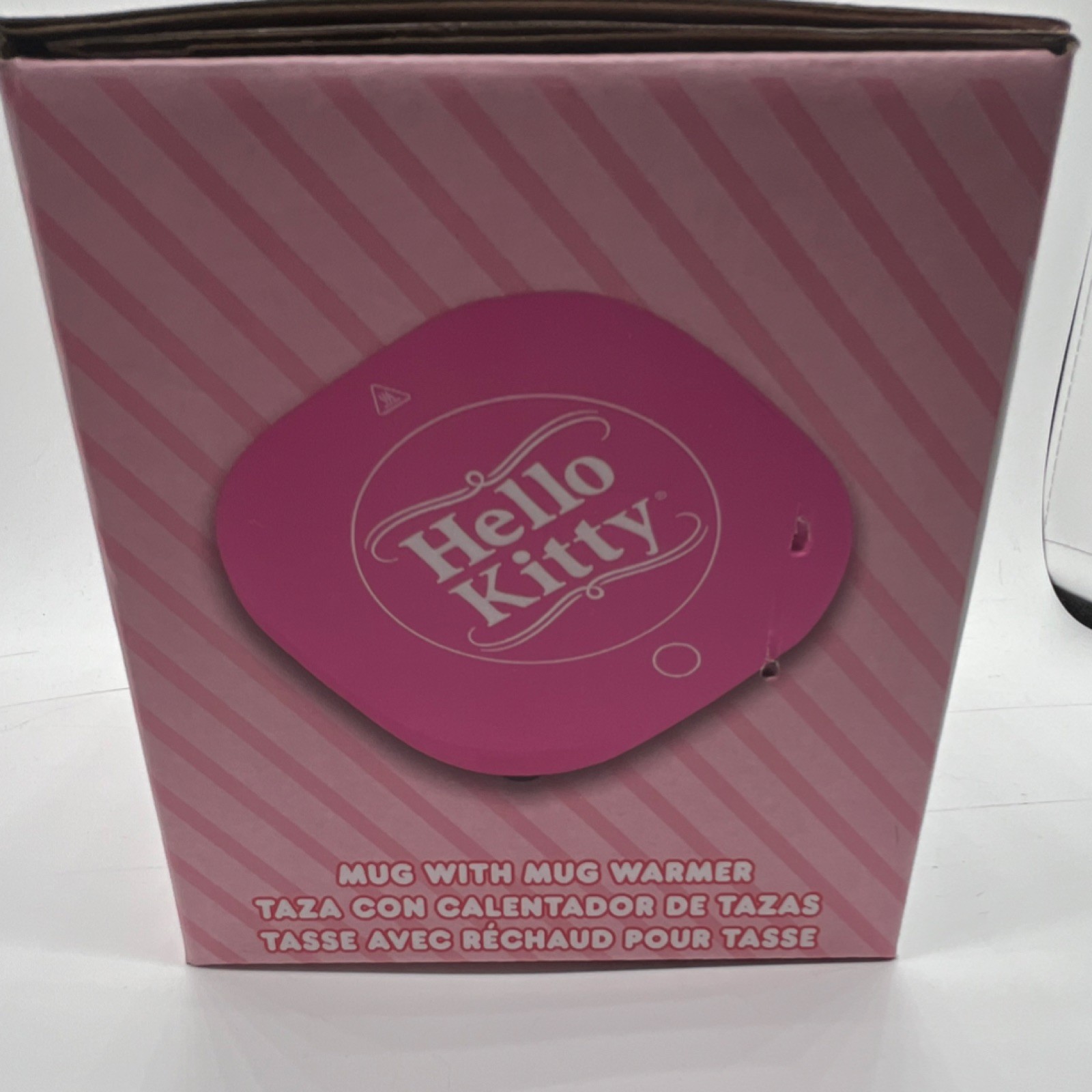 Hello Kitty Pink 10 fl oz Ceramic Mug w/ Handle & Mug Warmer Set