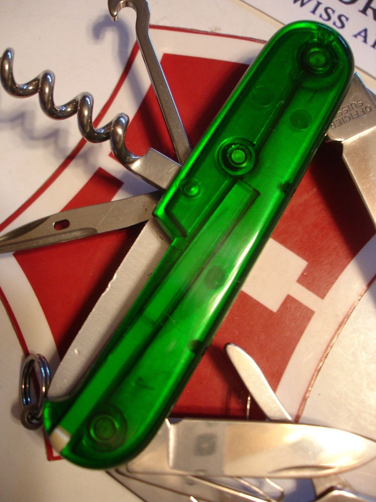 VICTORINOX 91mm TRANSLUCENT EMERALD GREEN CLIMBER 14 FUNCTION SWISS ARMY KNIFE