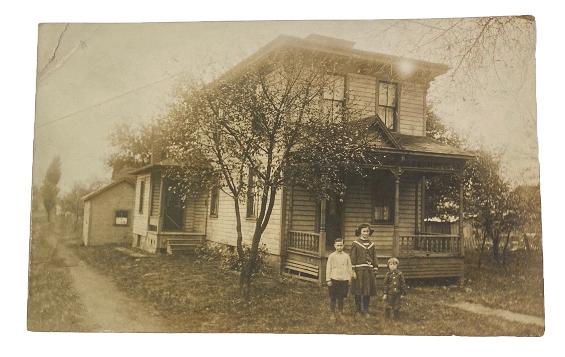Home on South Boston Street in Galion Ohio OH ~ Antique 1910s RPPC Postcard