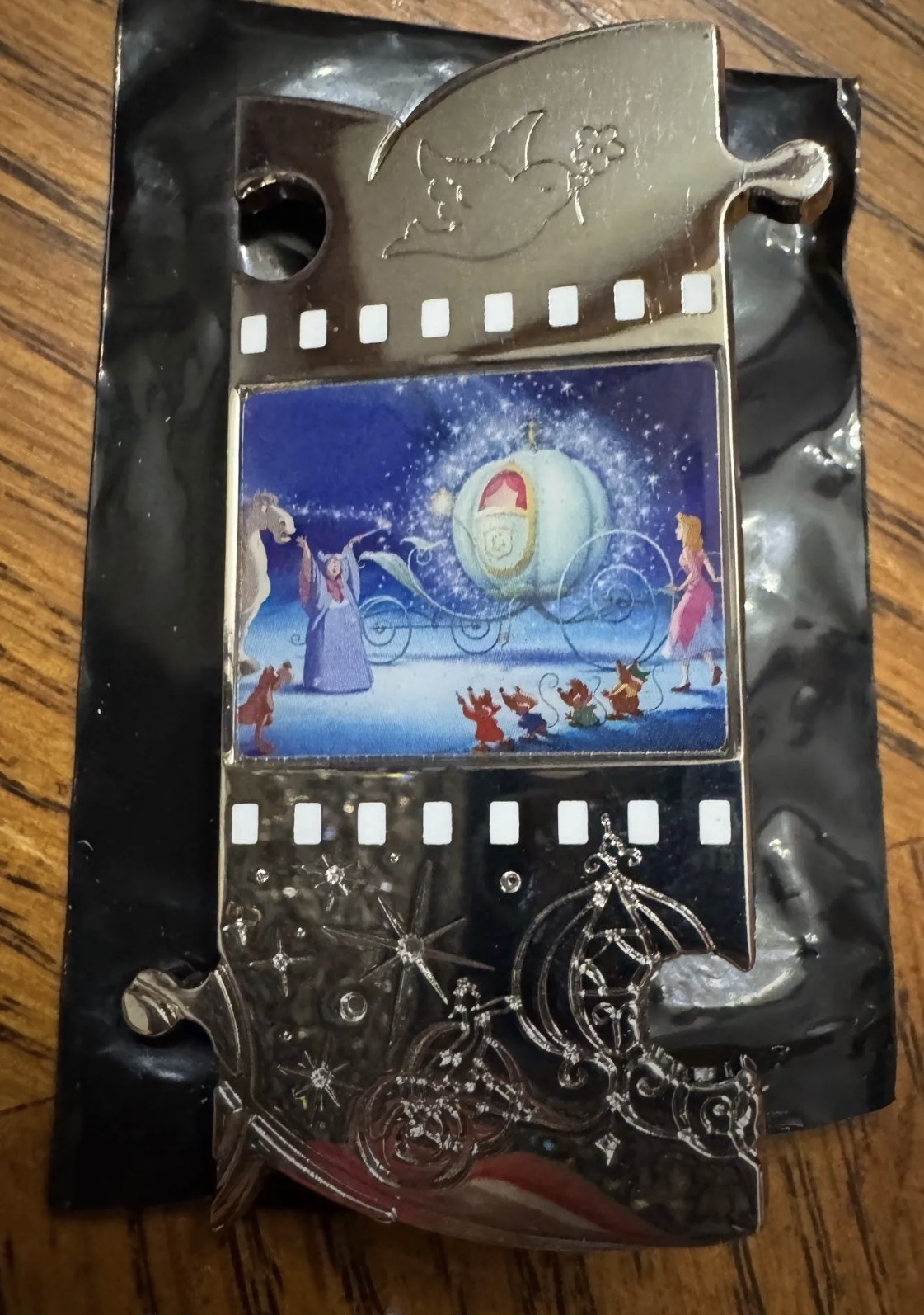 Disney Final Frames Puzzle Pin LE 300 Cinderella Transformation PALM – Opened