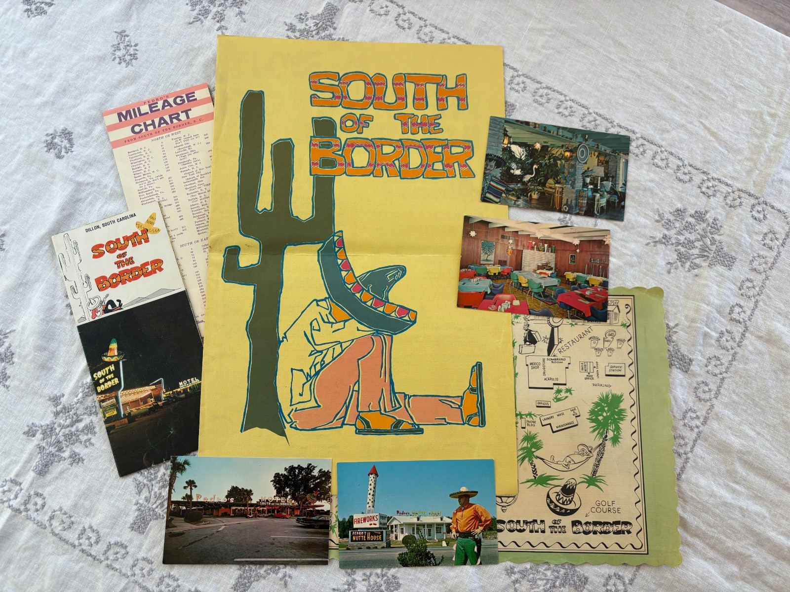 SOUTH OF THE BORDER – VINTAGE LOT INCL POST CARDS, PLACEMAT, MENU, MAP, BROCHURE