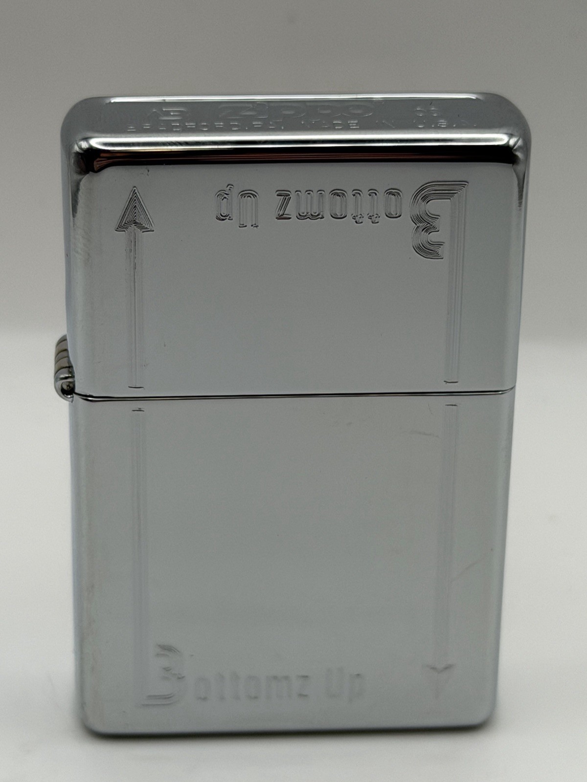 Vintage 2008 Bottomz Up High Polish Chrome Zippo Lighter NEW