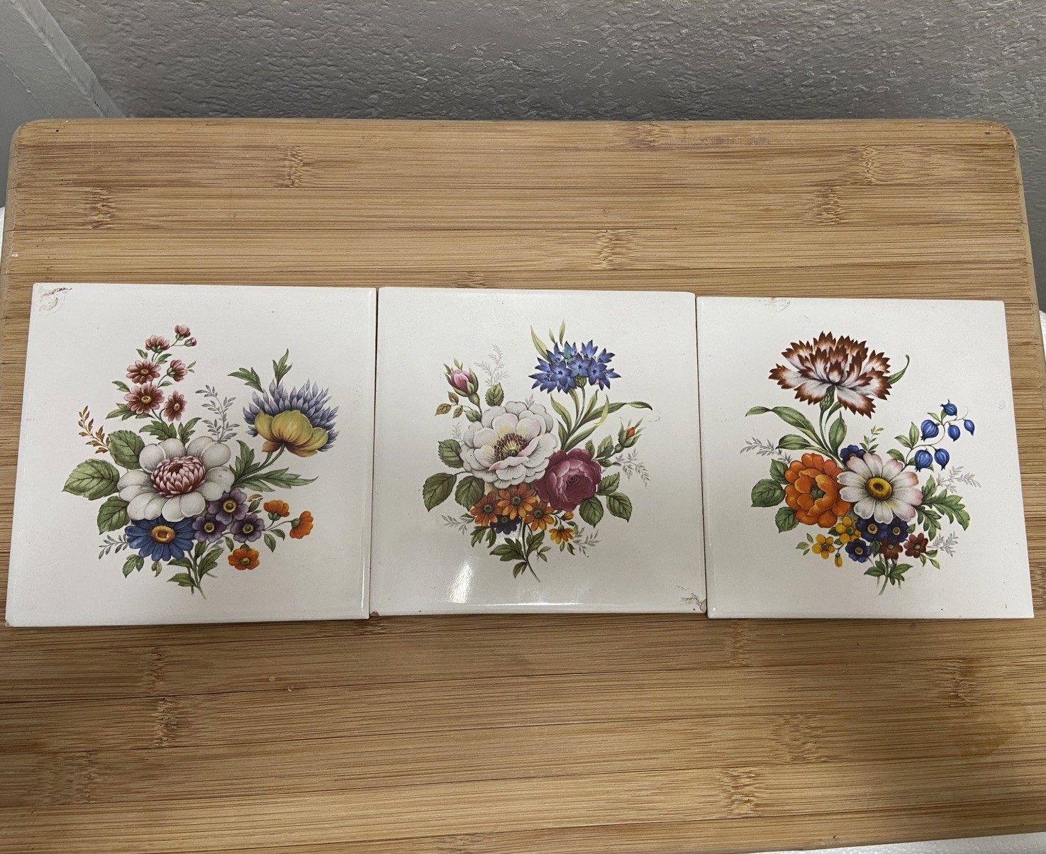 Vintage Hyalyn 505 Floral Trivet Porcelain Tile Cork 6 x 6 Set of 3