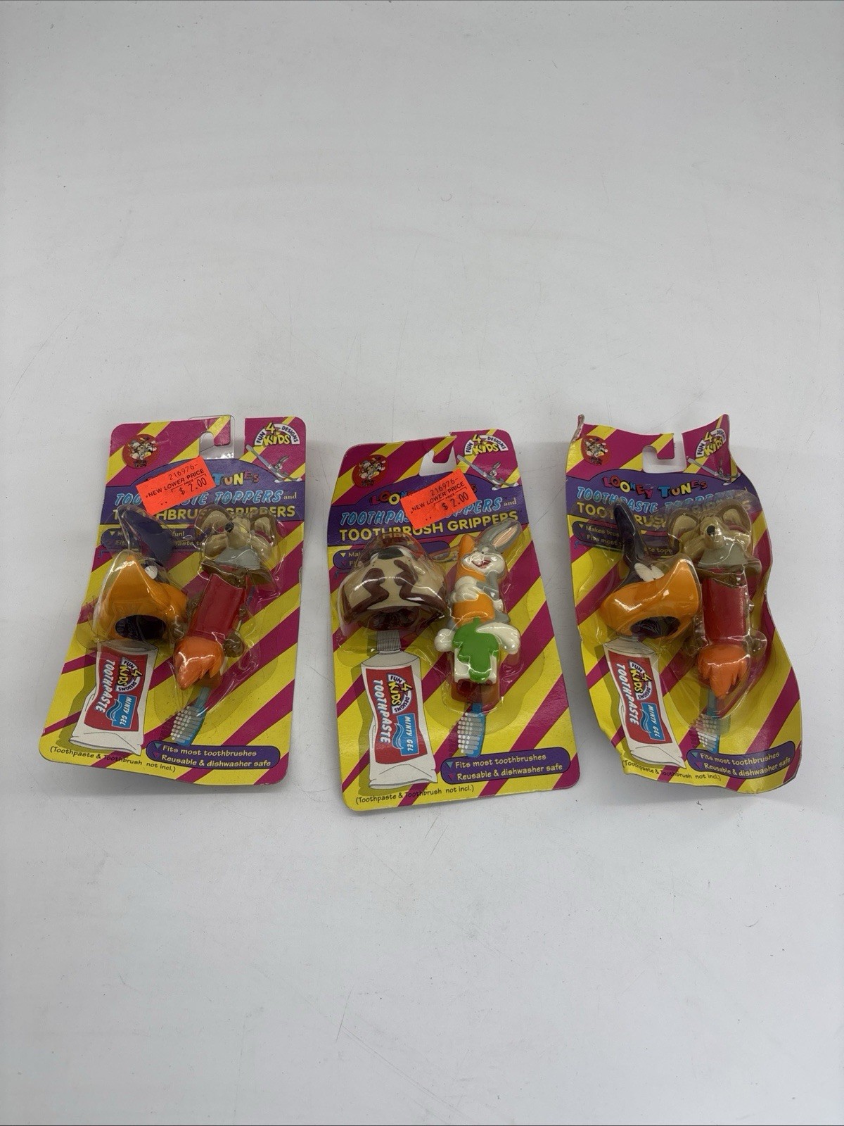 Vintage Road Runner Wile E. Coyote Looney Tunes Toothpaste Toppers NOS (4)