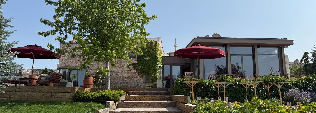 Ariana Sustainable Luxury Lodge